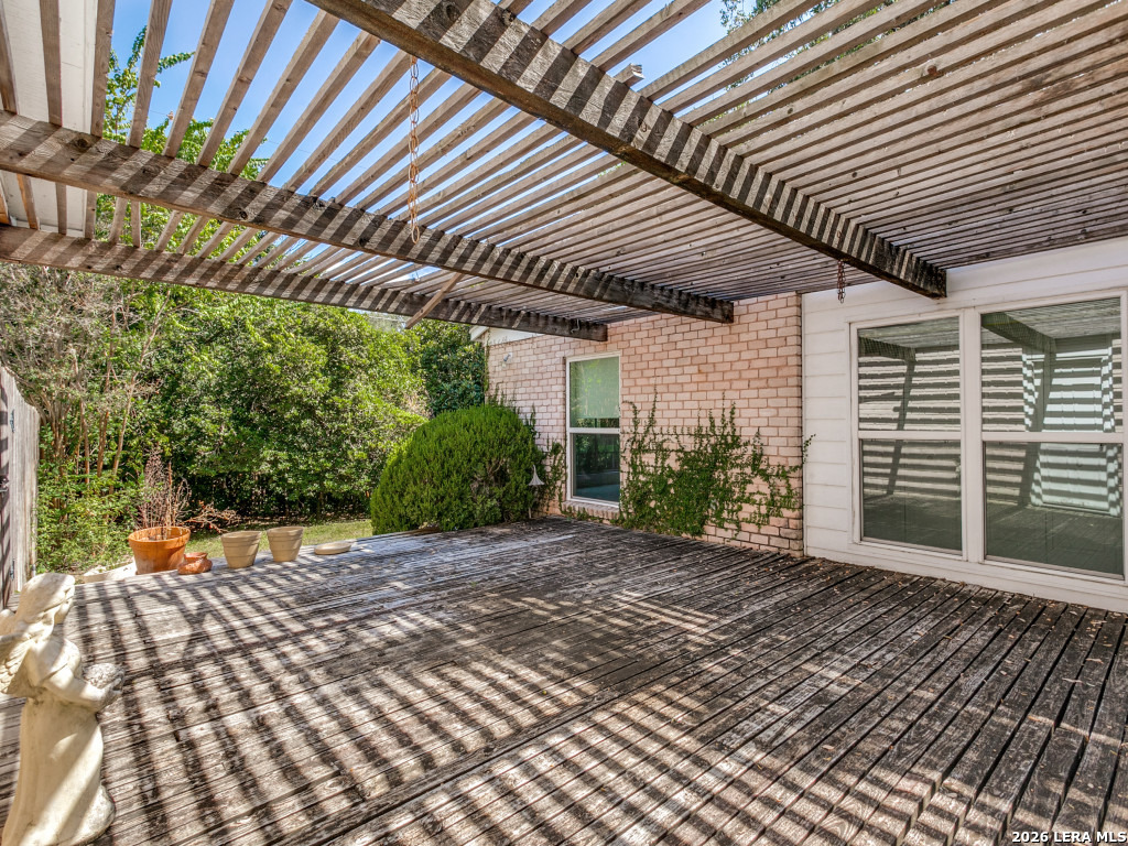 main property photo 30