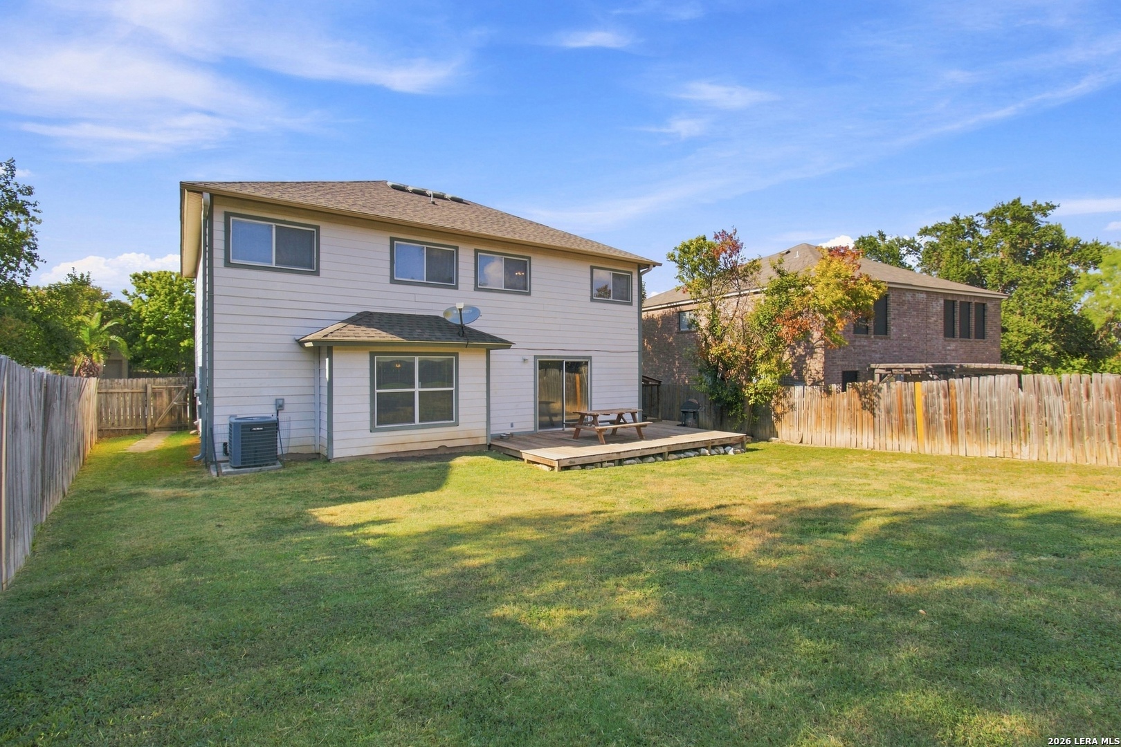 main property photo 10