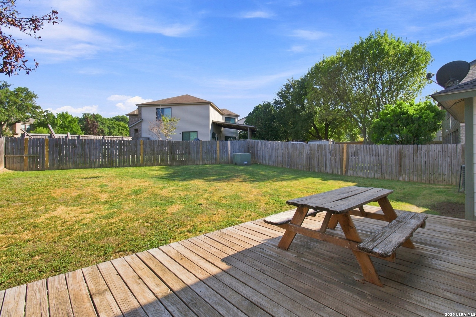 main property photo 9