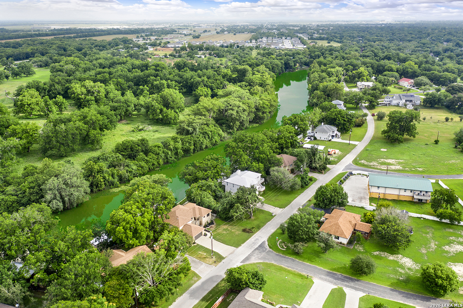 main property photo 41