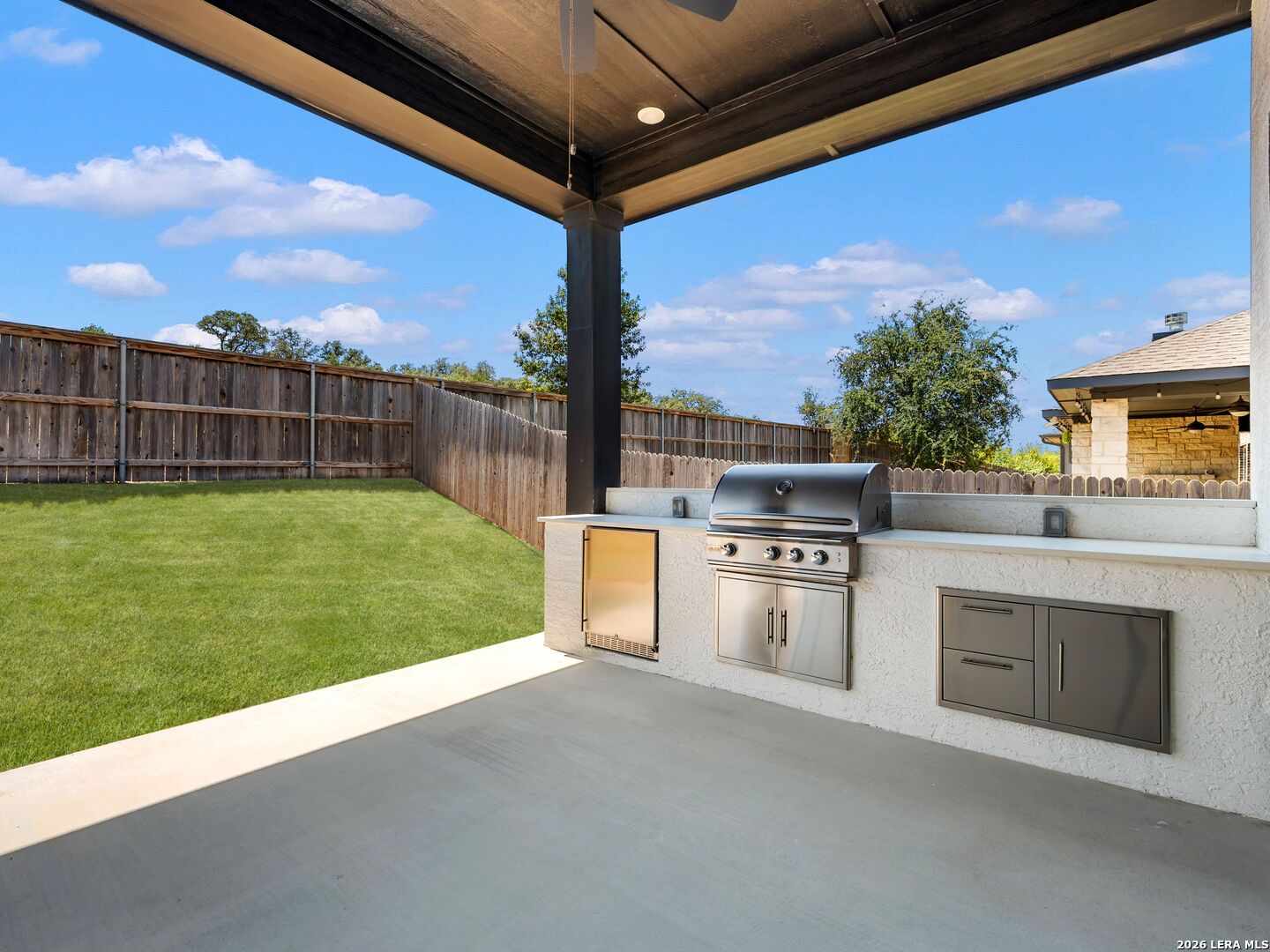 main property photo 43