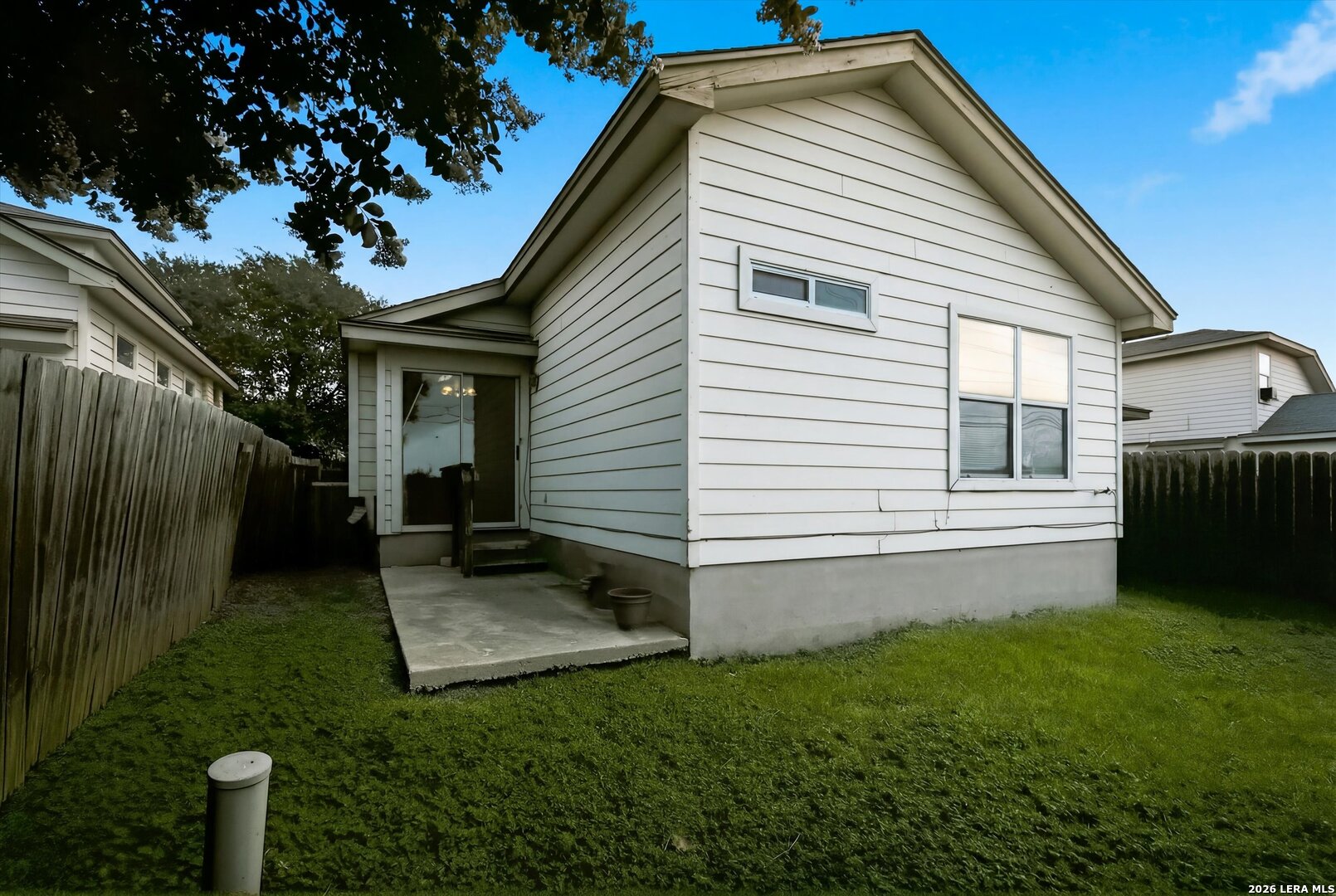 main property photo 20