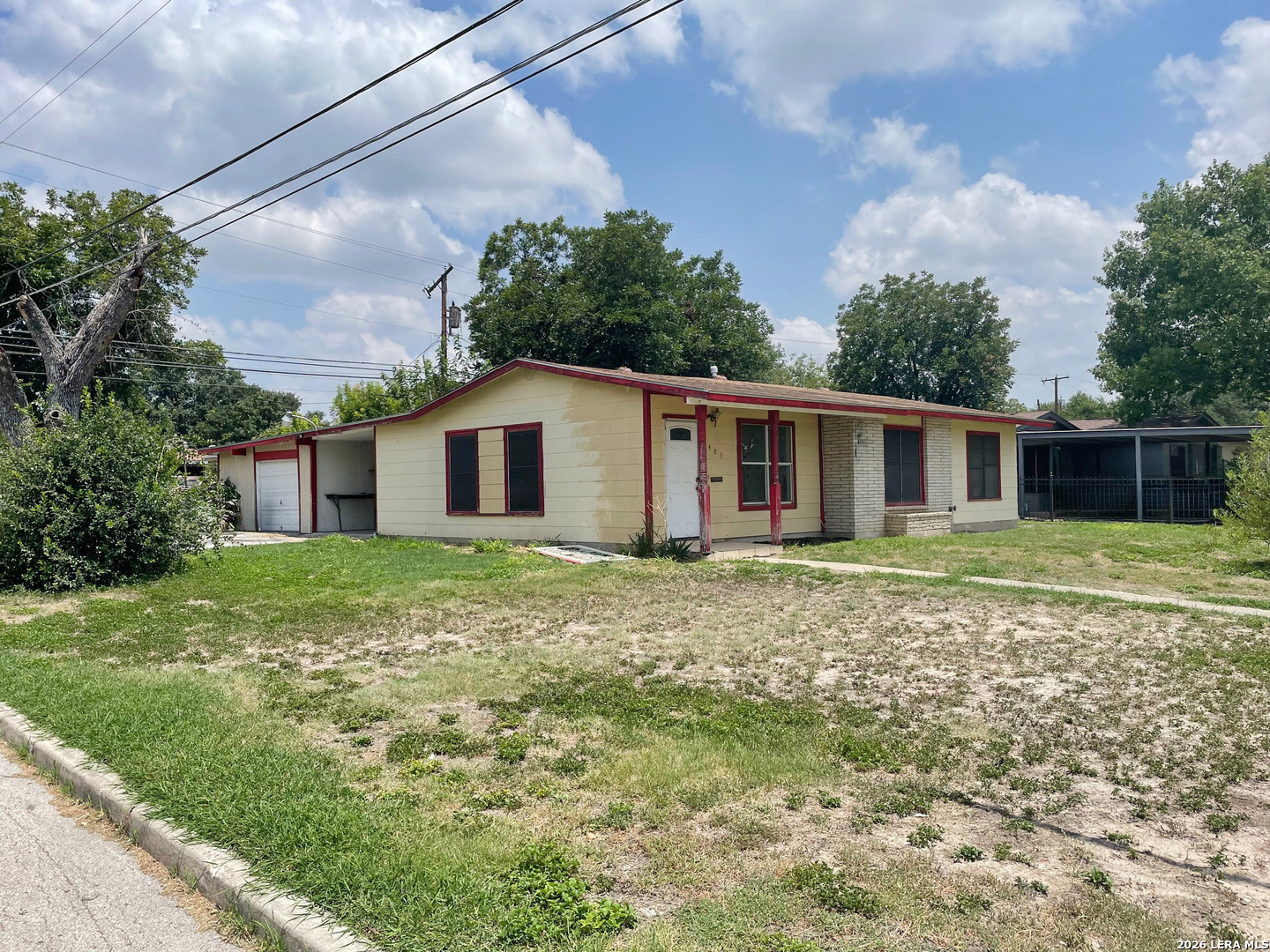 main property photo 17