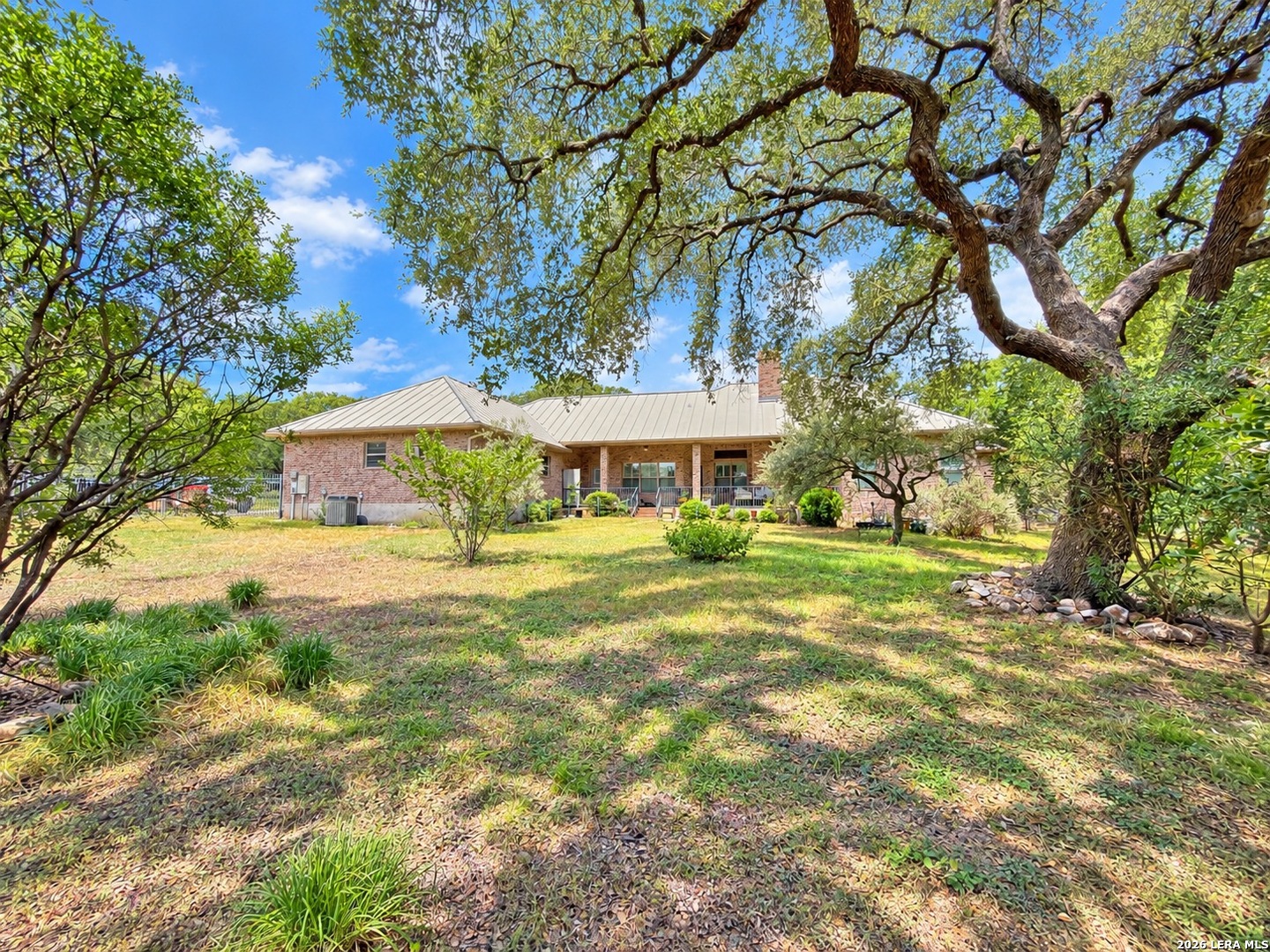 main property photo 36