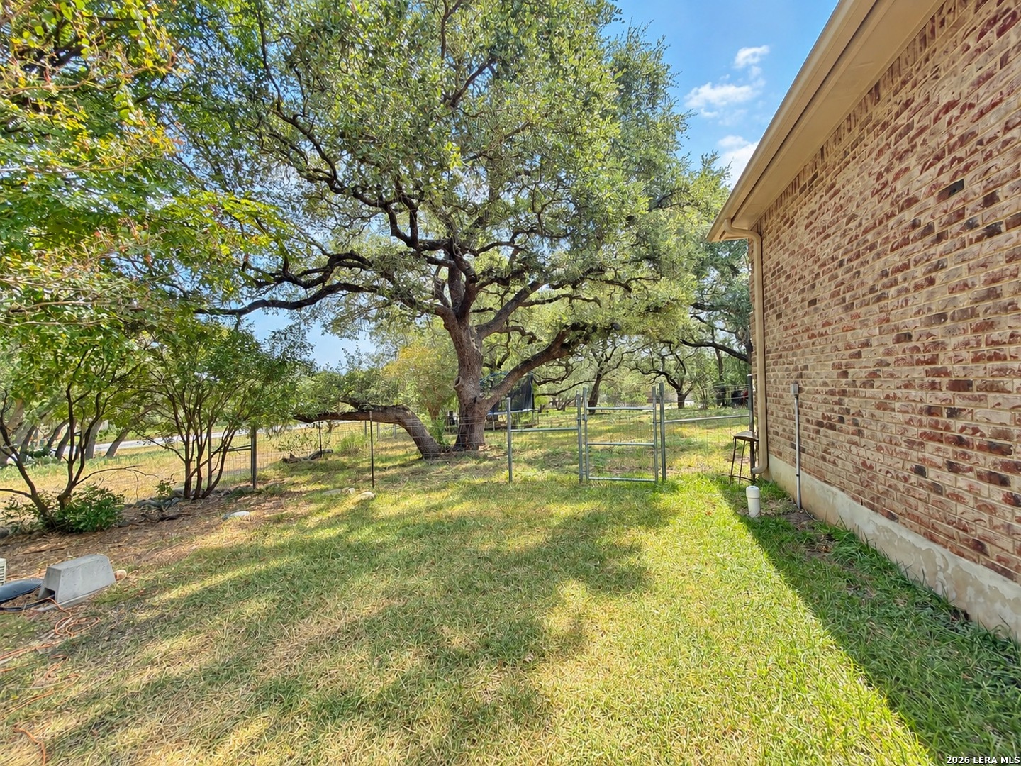 main property photo 37