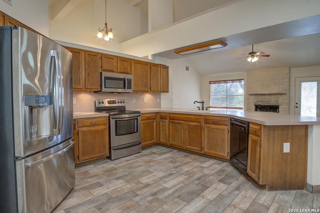 main property photo 15