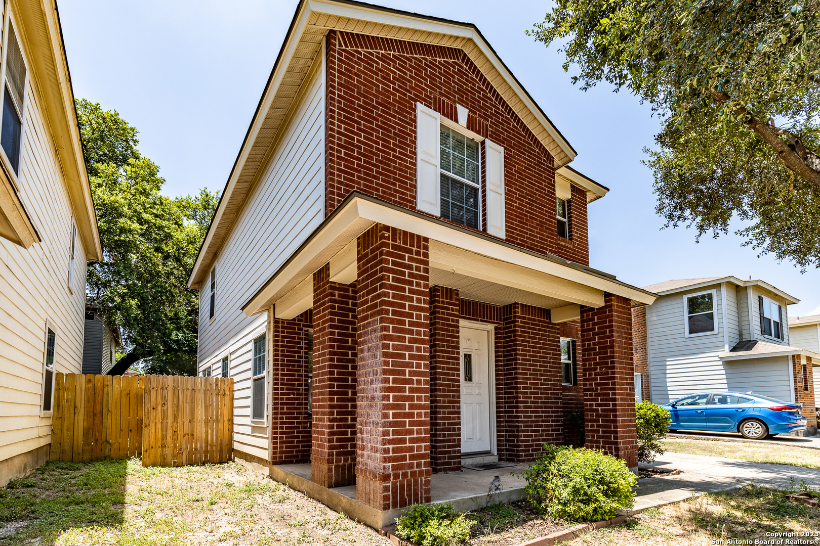 main property photo 2