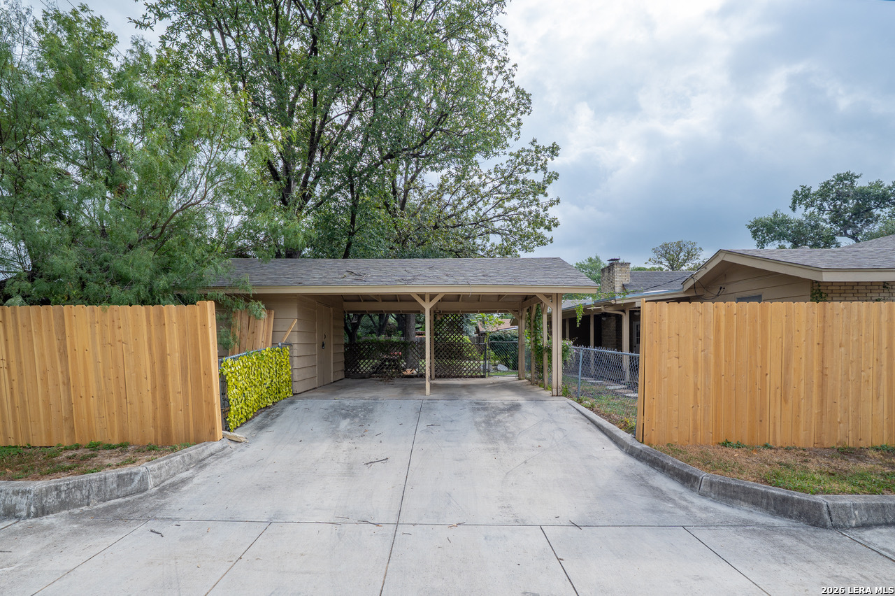 main property photo 44