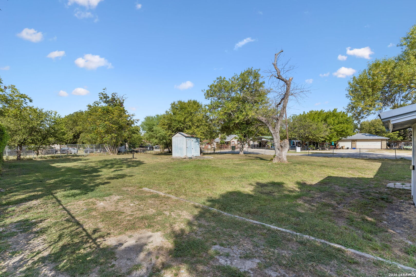 main property photo 34