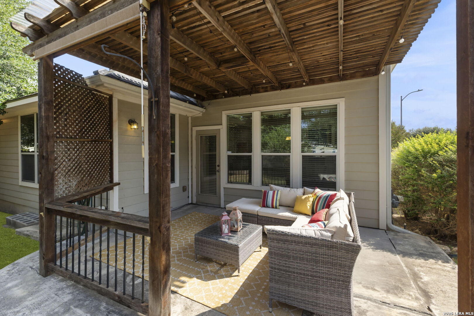 main property photo 26