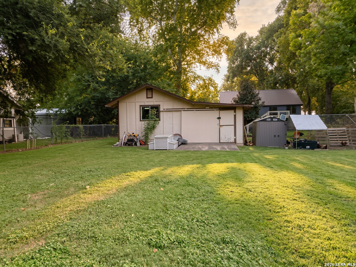 main property photo 15