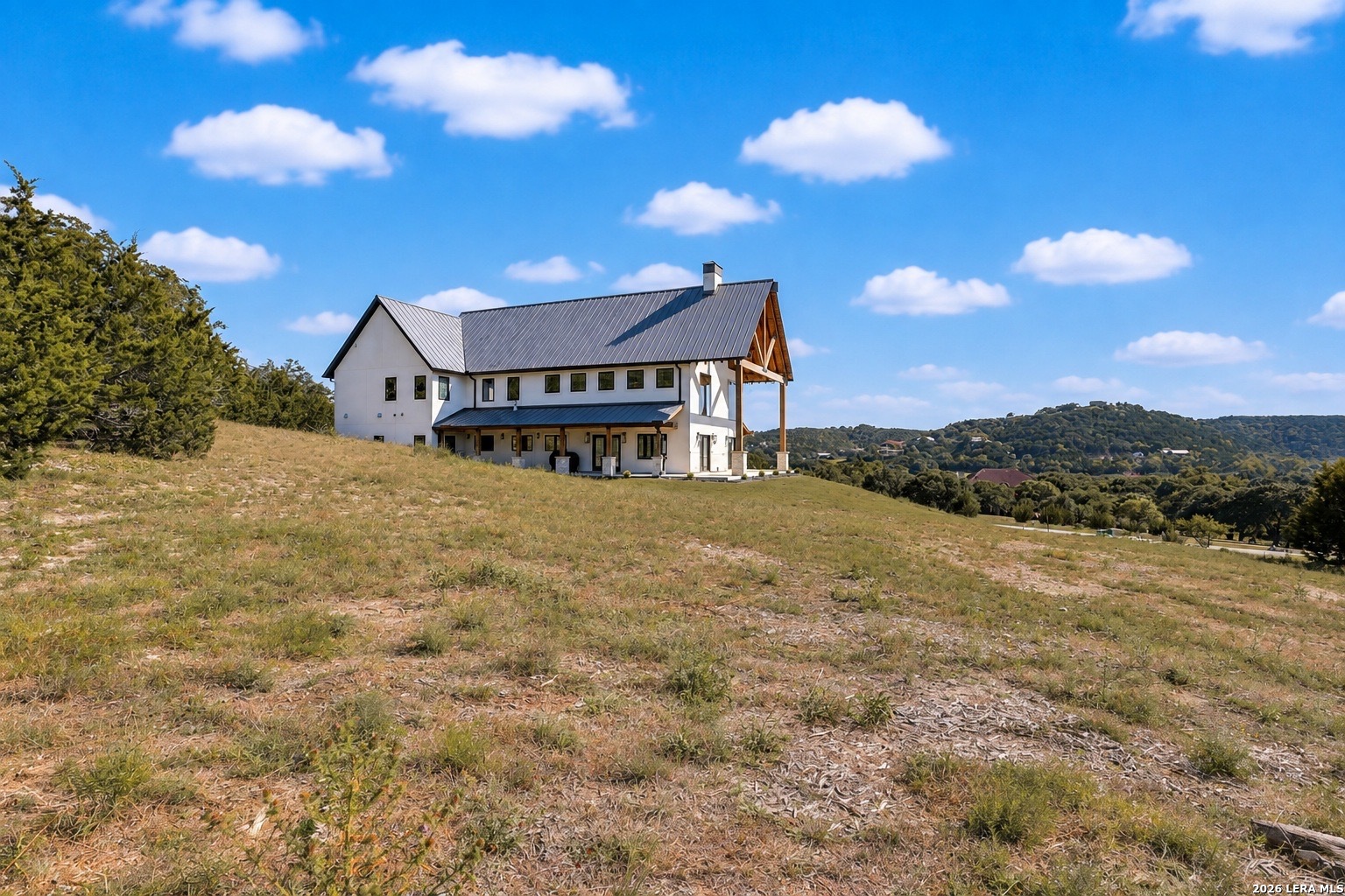 main property photo 44