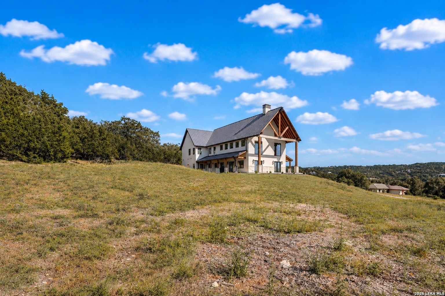 main property photo 45