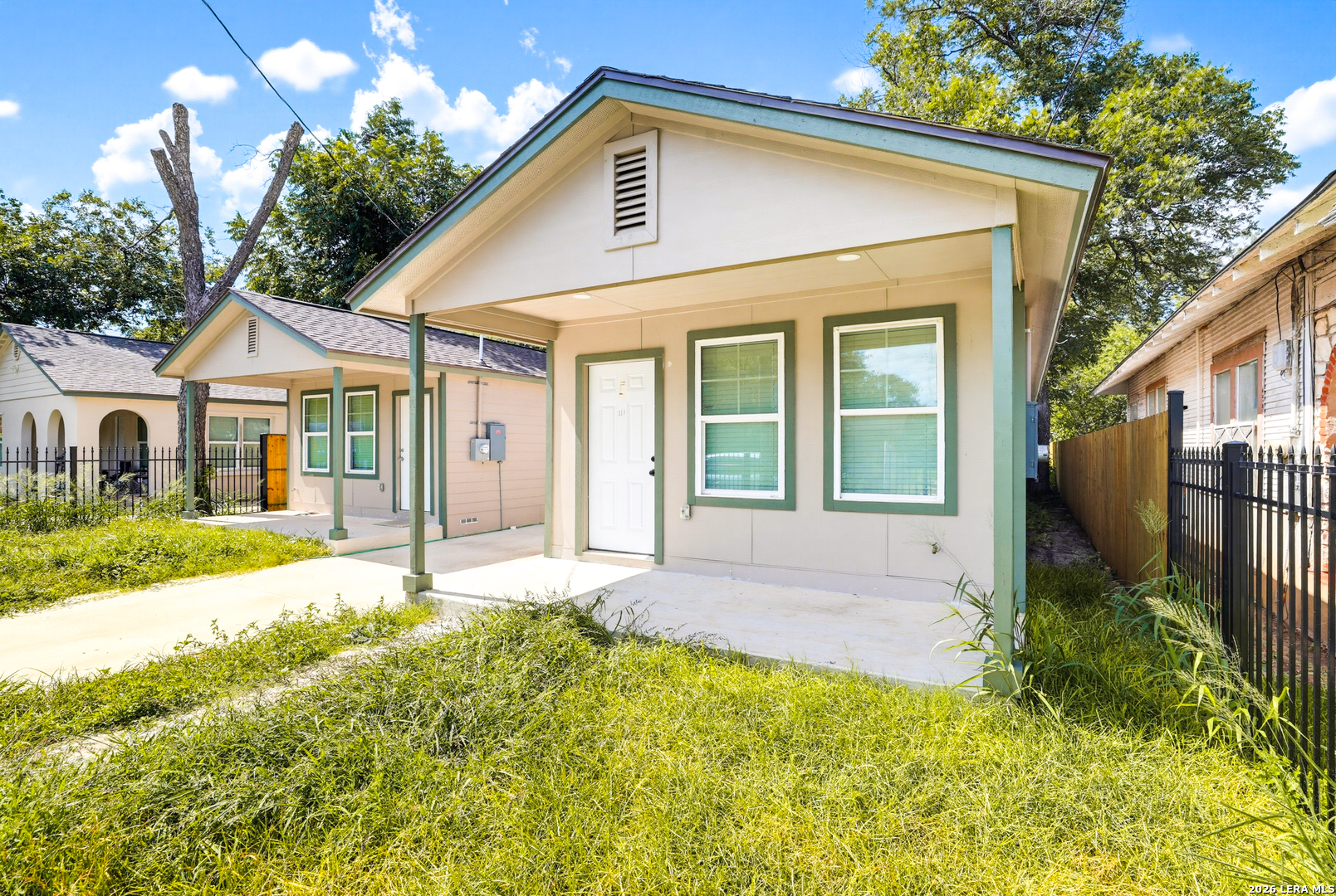 main property photo 1