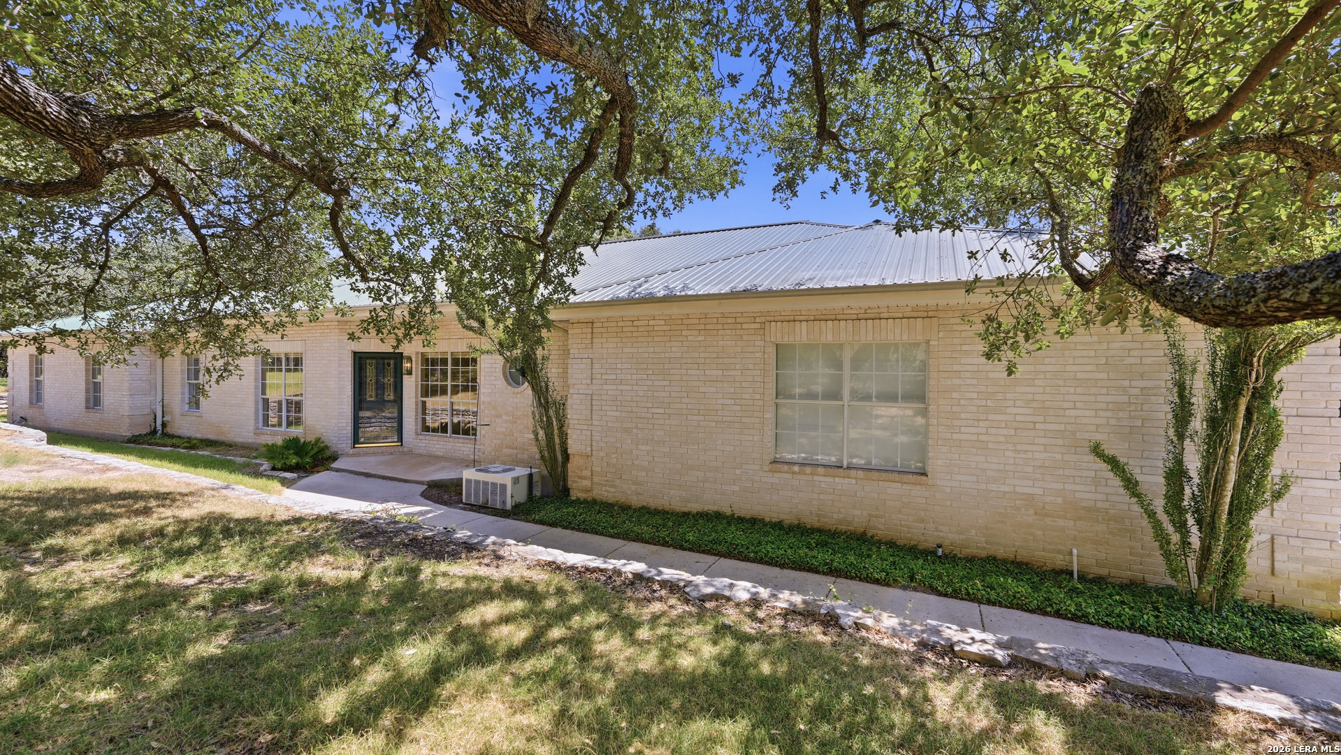 main property photo 38