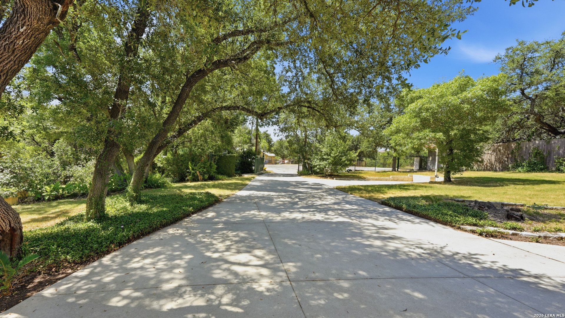 main property photo 44