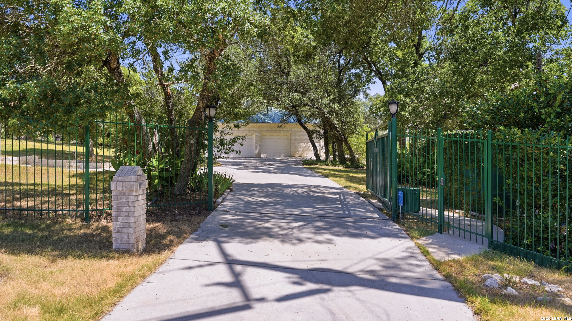 main property photo 45