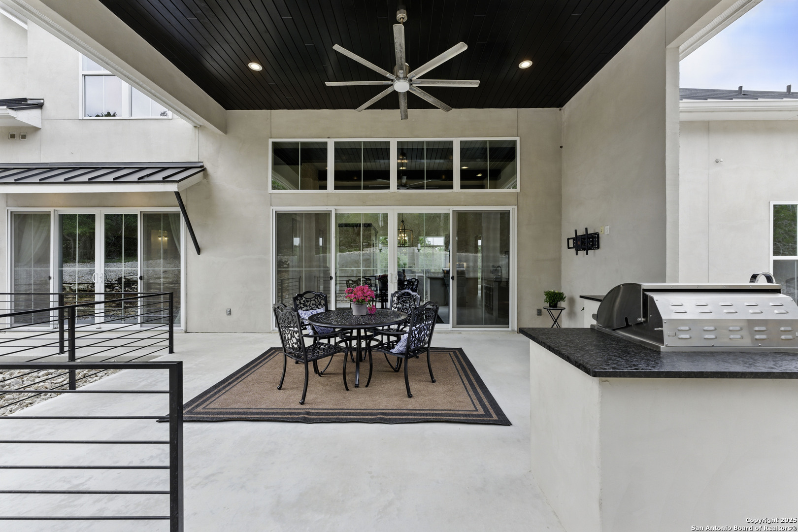 main property photo 42