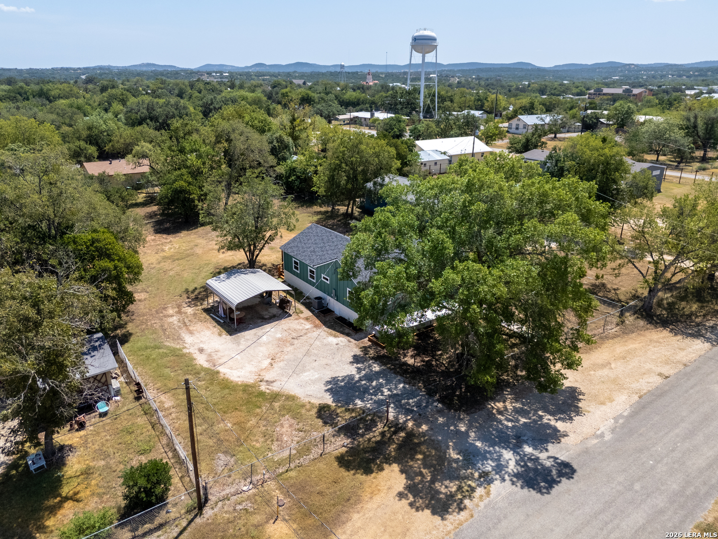 main property photo 36