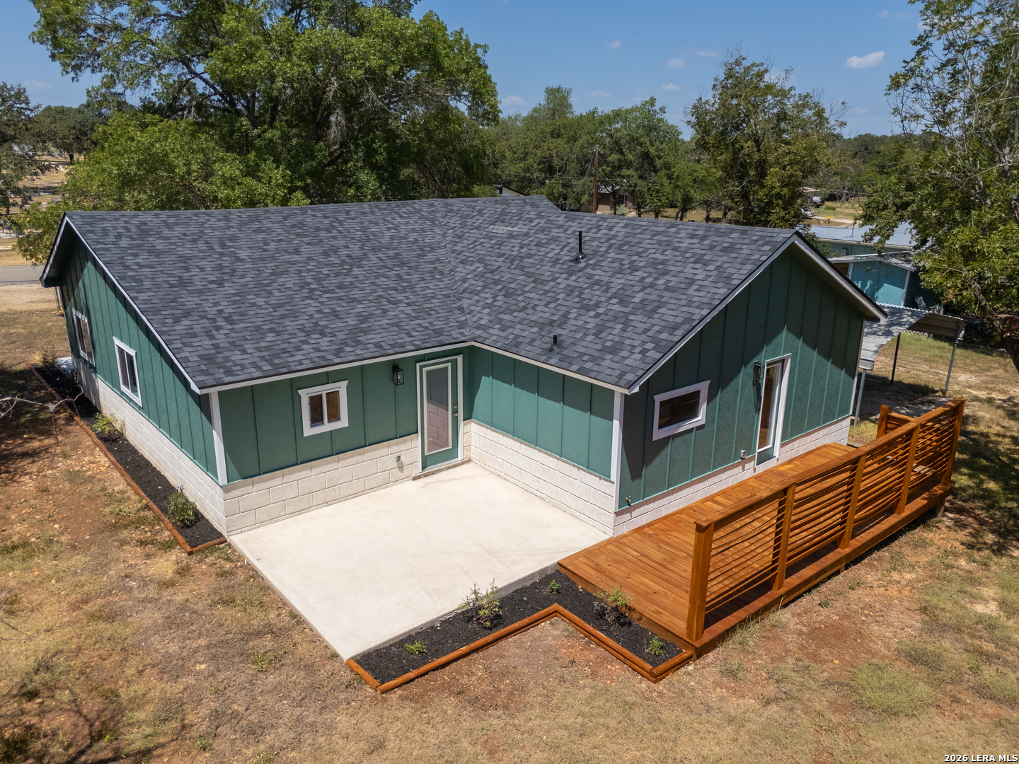 main property photo 51