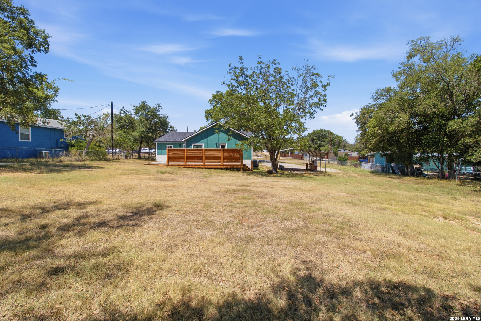 main property photo 9
