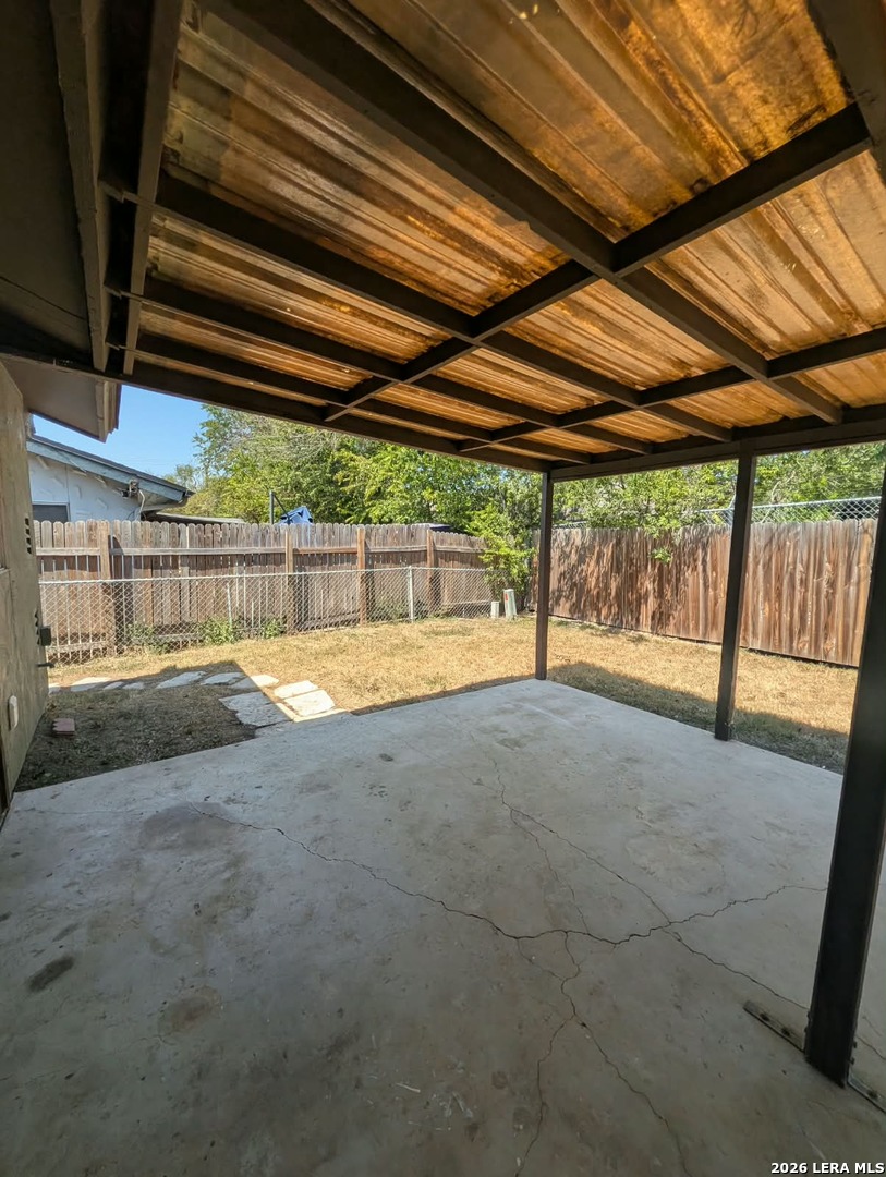main property photo 20