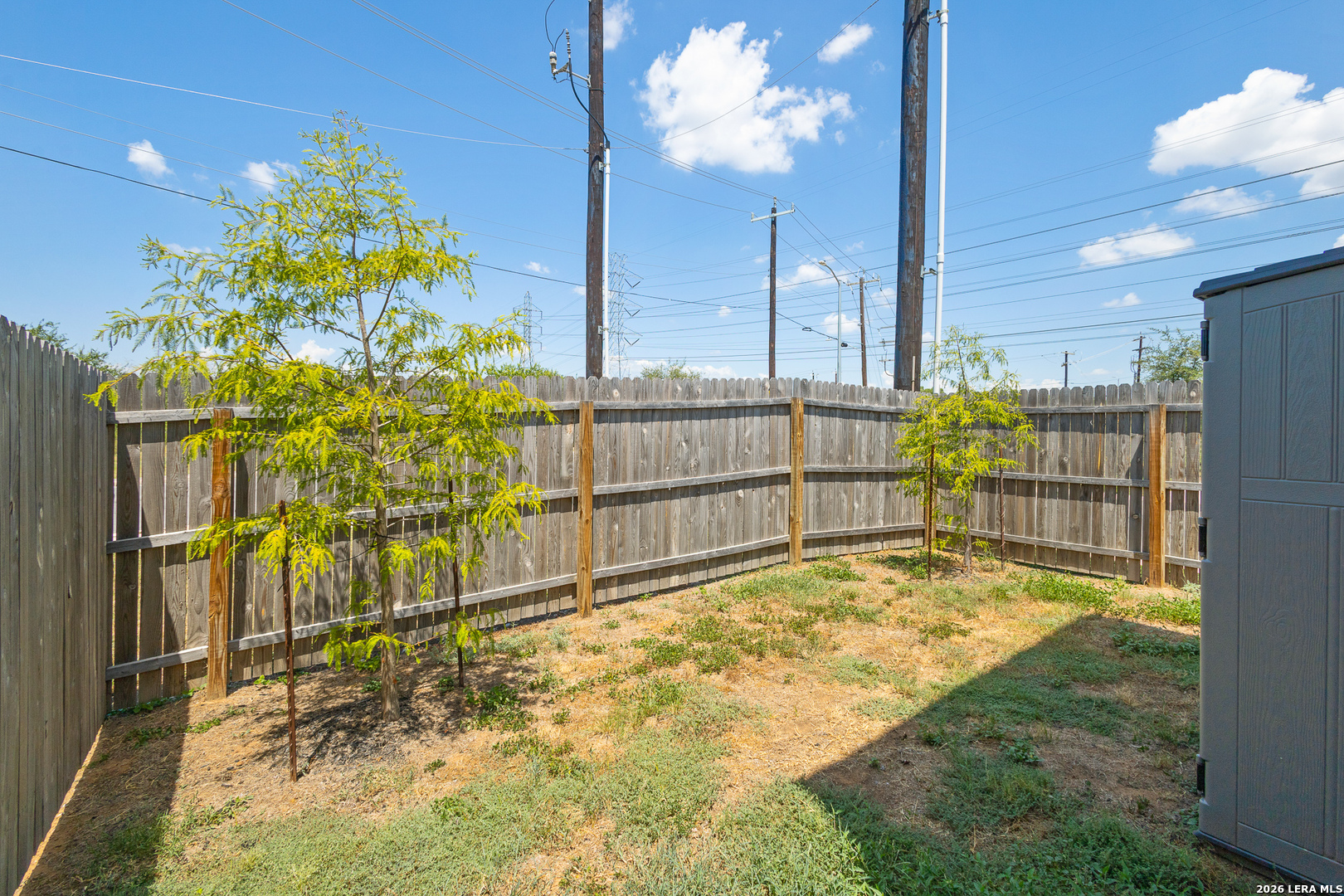main property photo 17