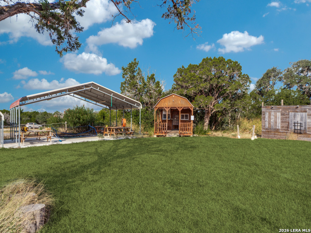 main property photo 14