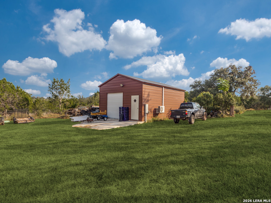 main property photo 15