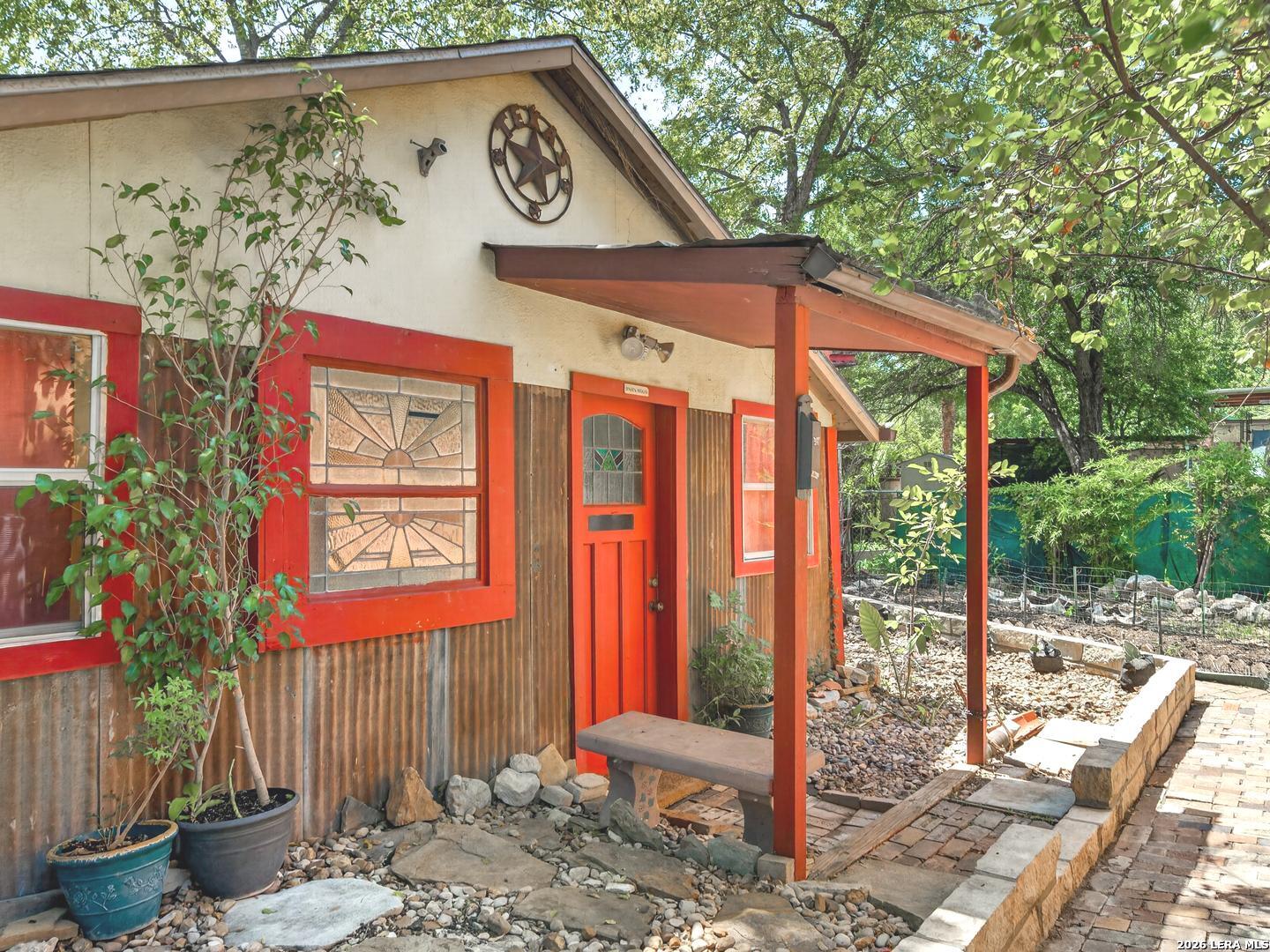 main property photo 37