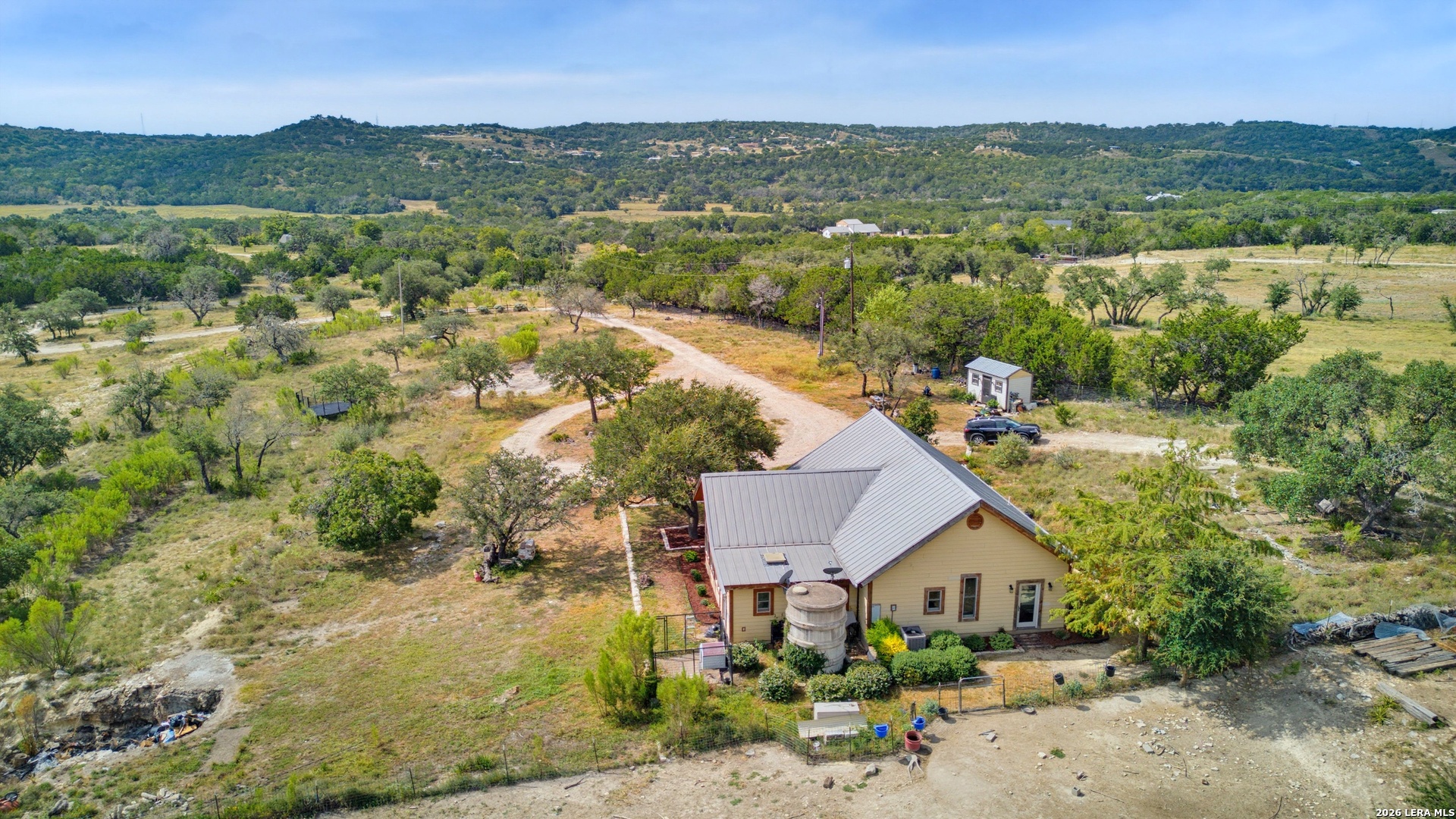 main property photo 15