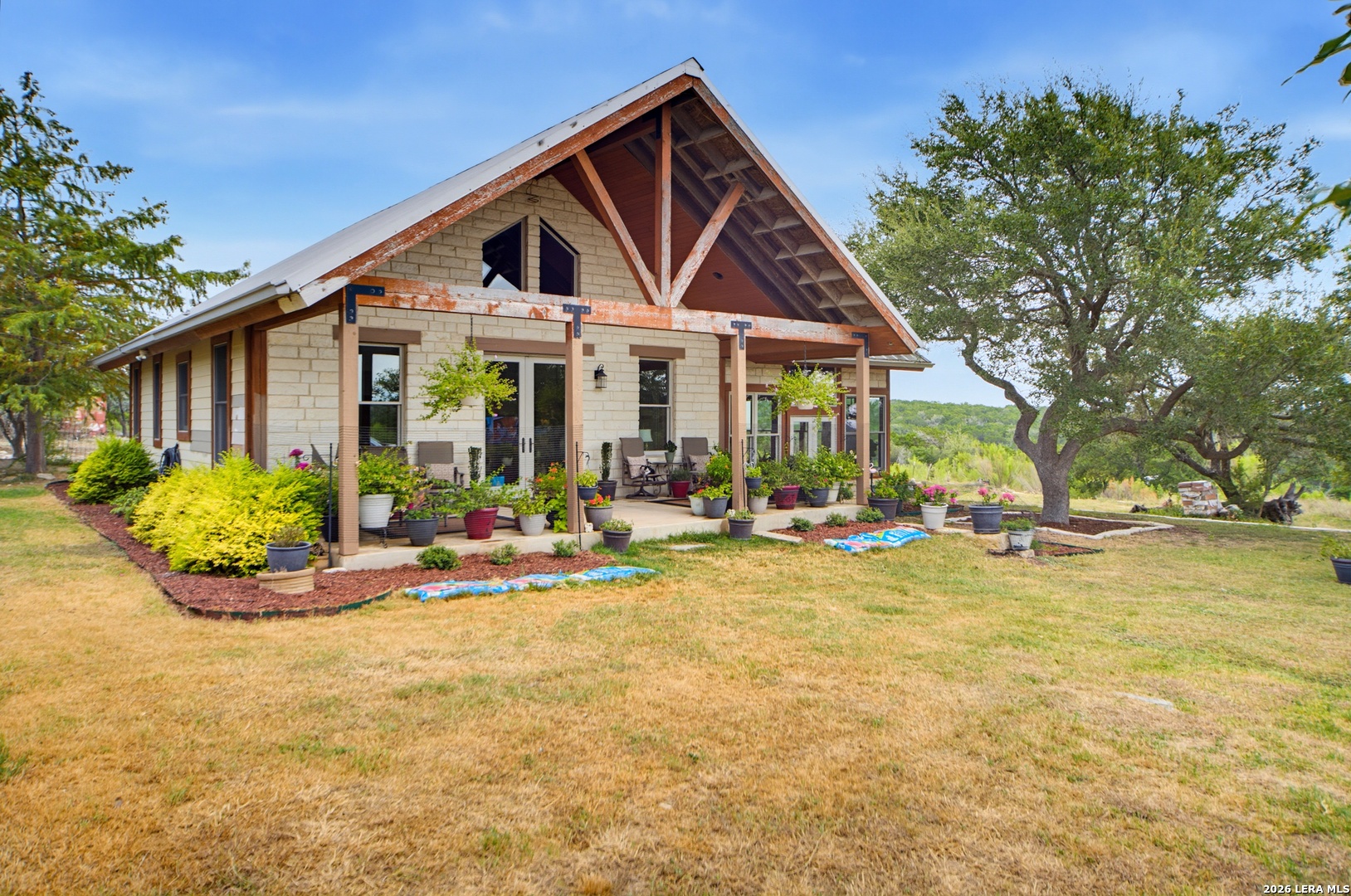 main property photo 21
