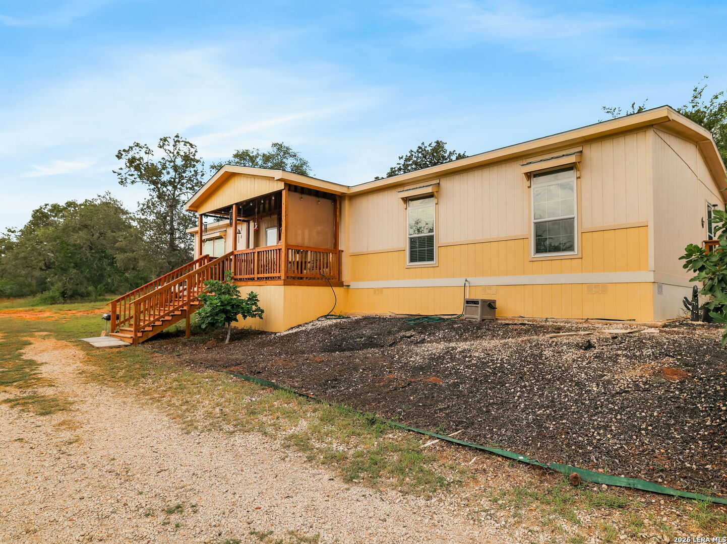 main property photo 35