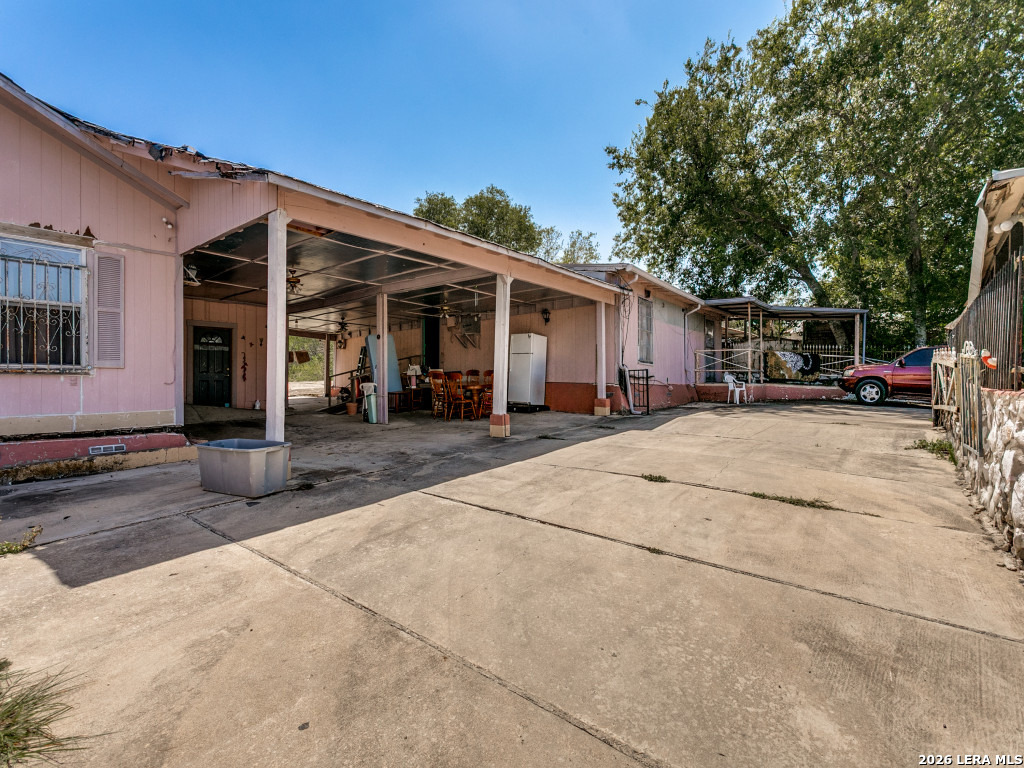 main property photo 3