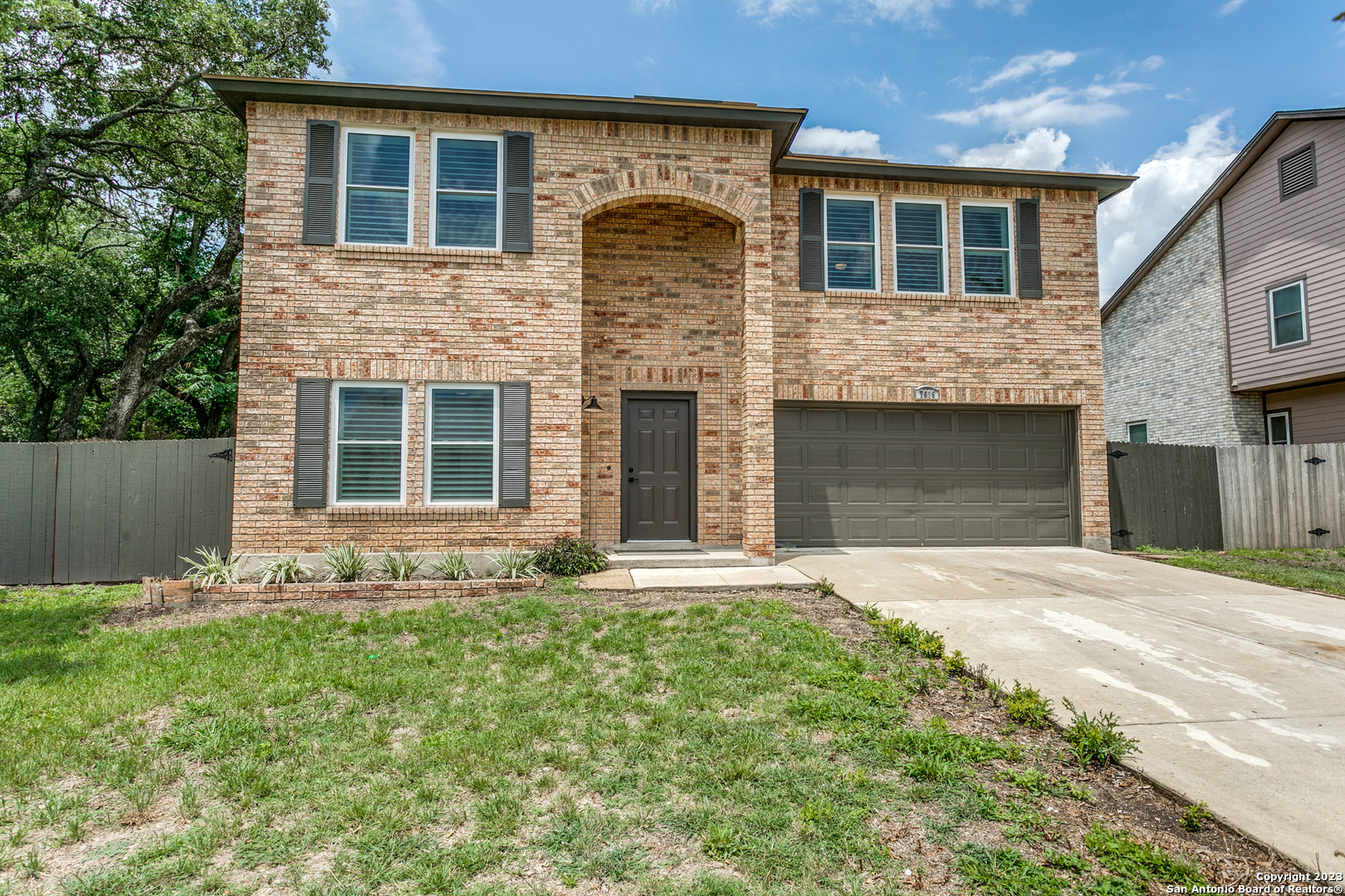 main property photo 2