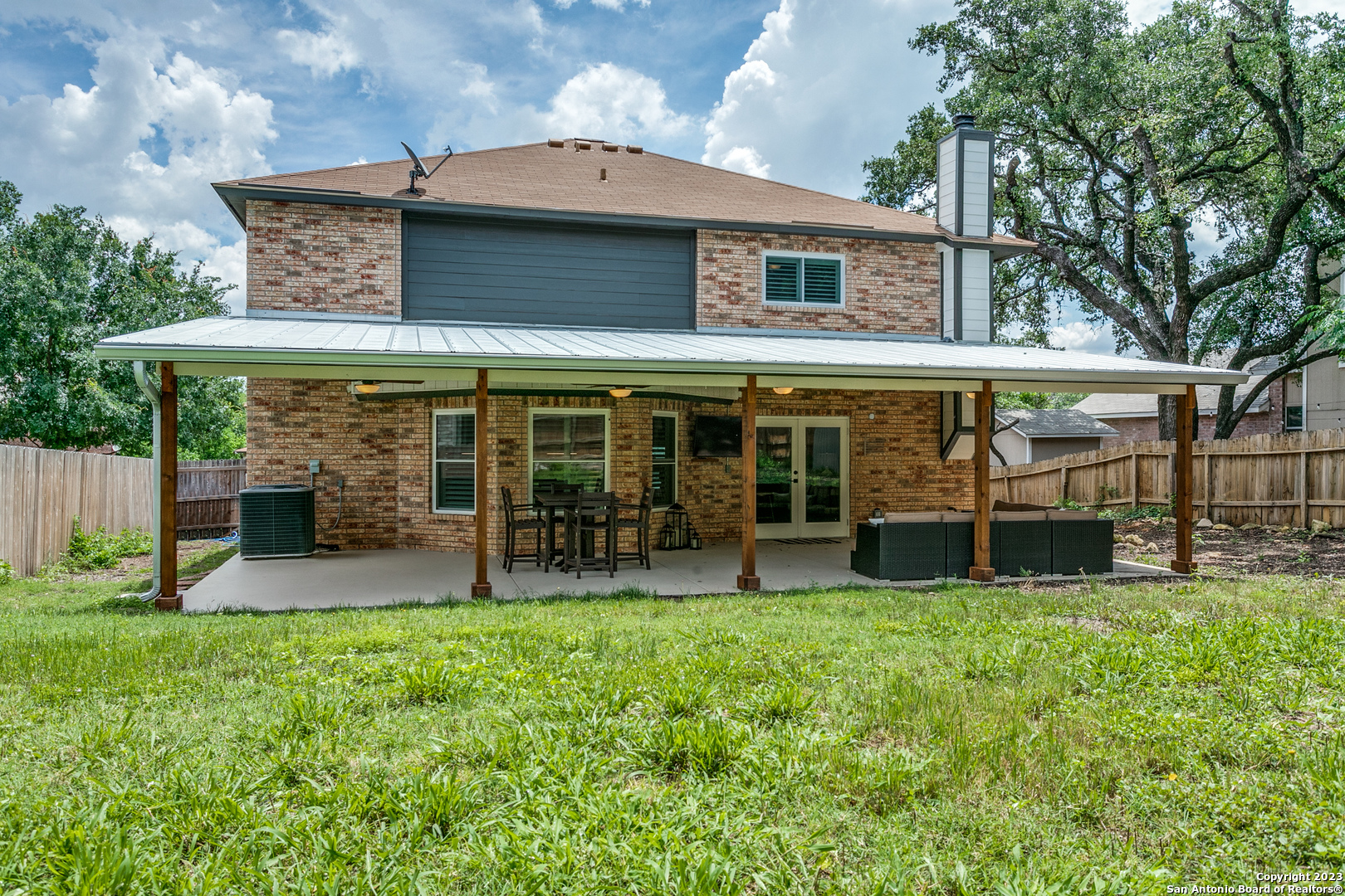 main property photo 23