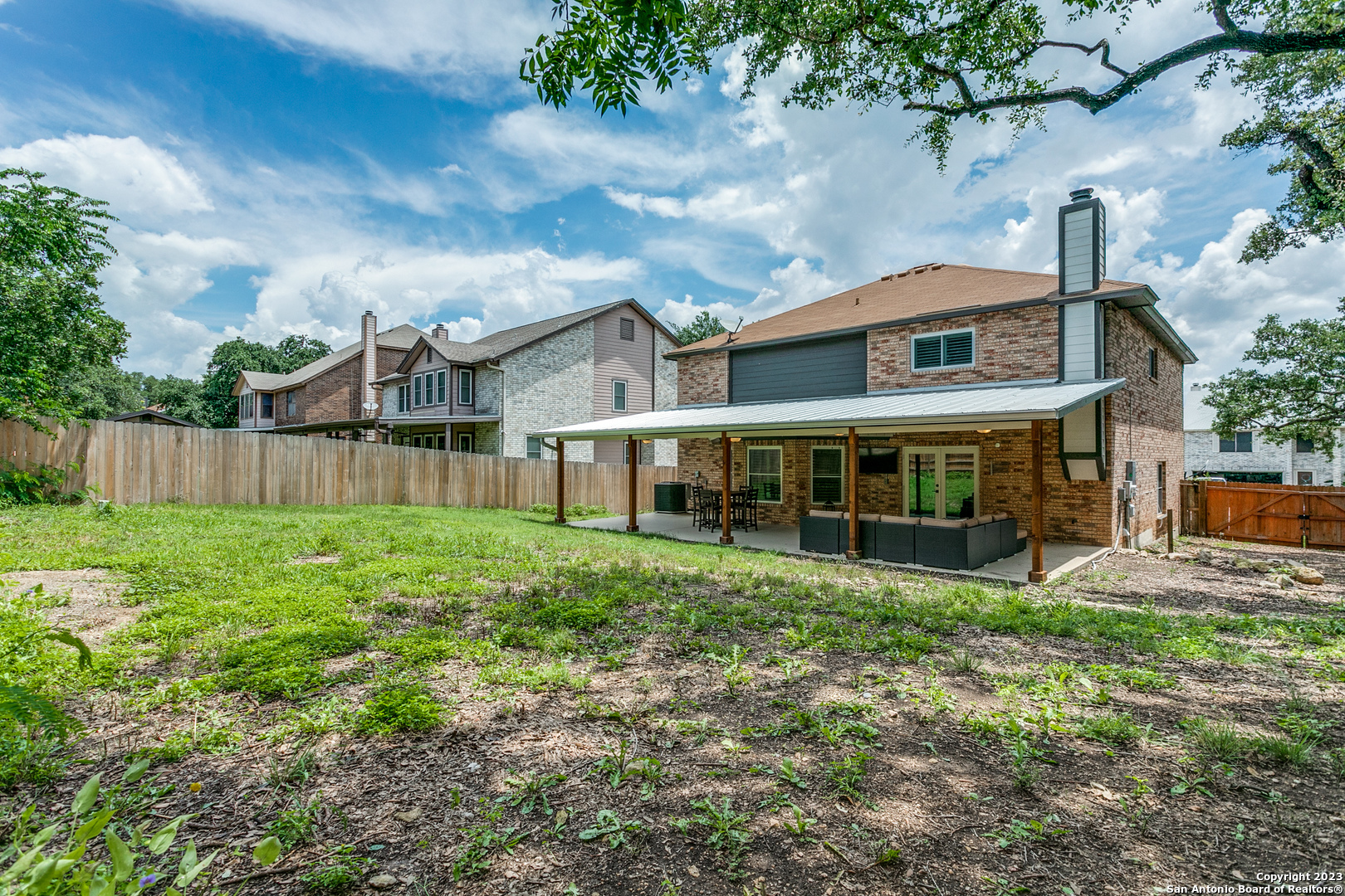 main property photo 24
