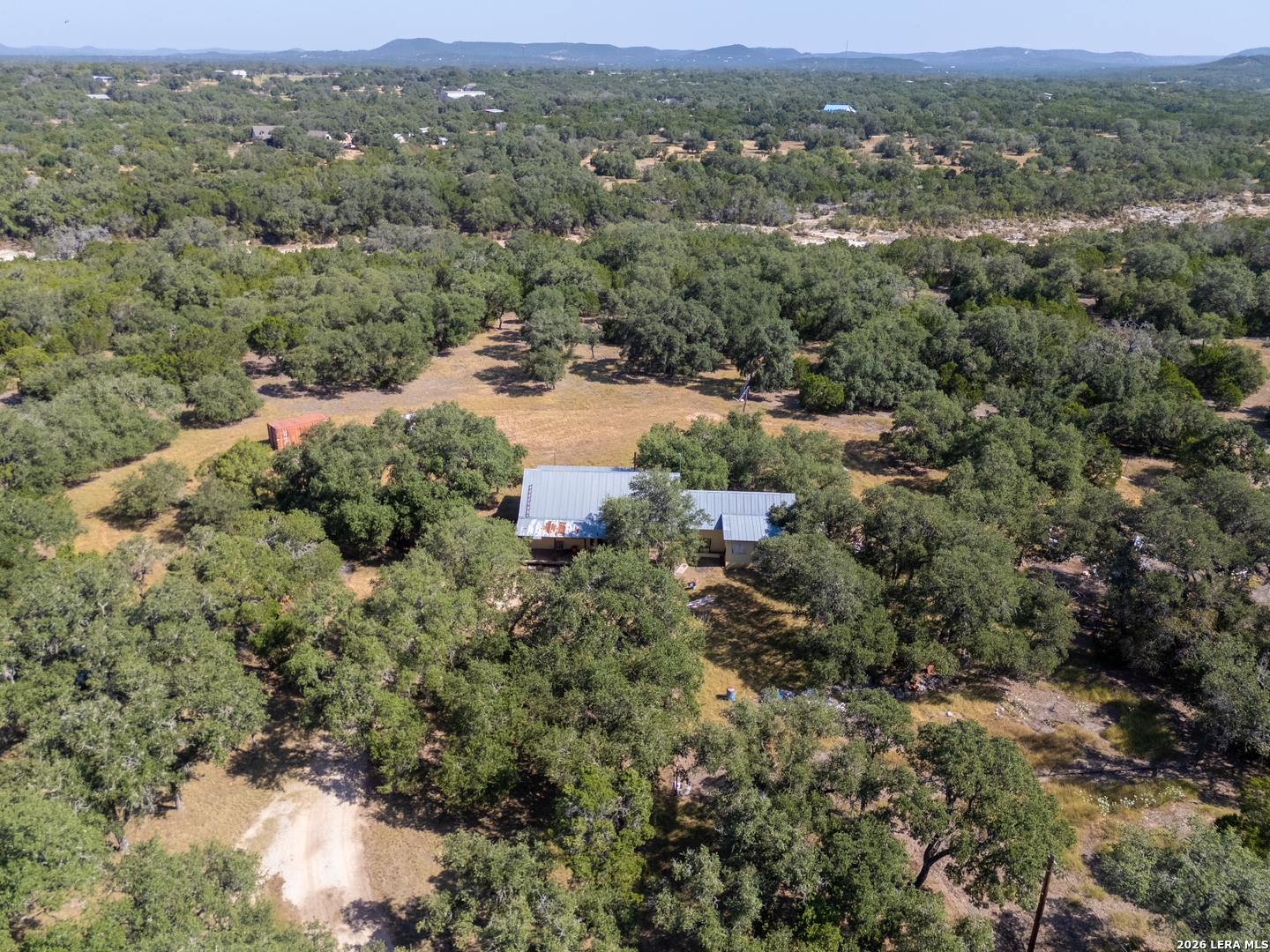 main property photo 30