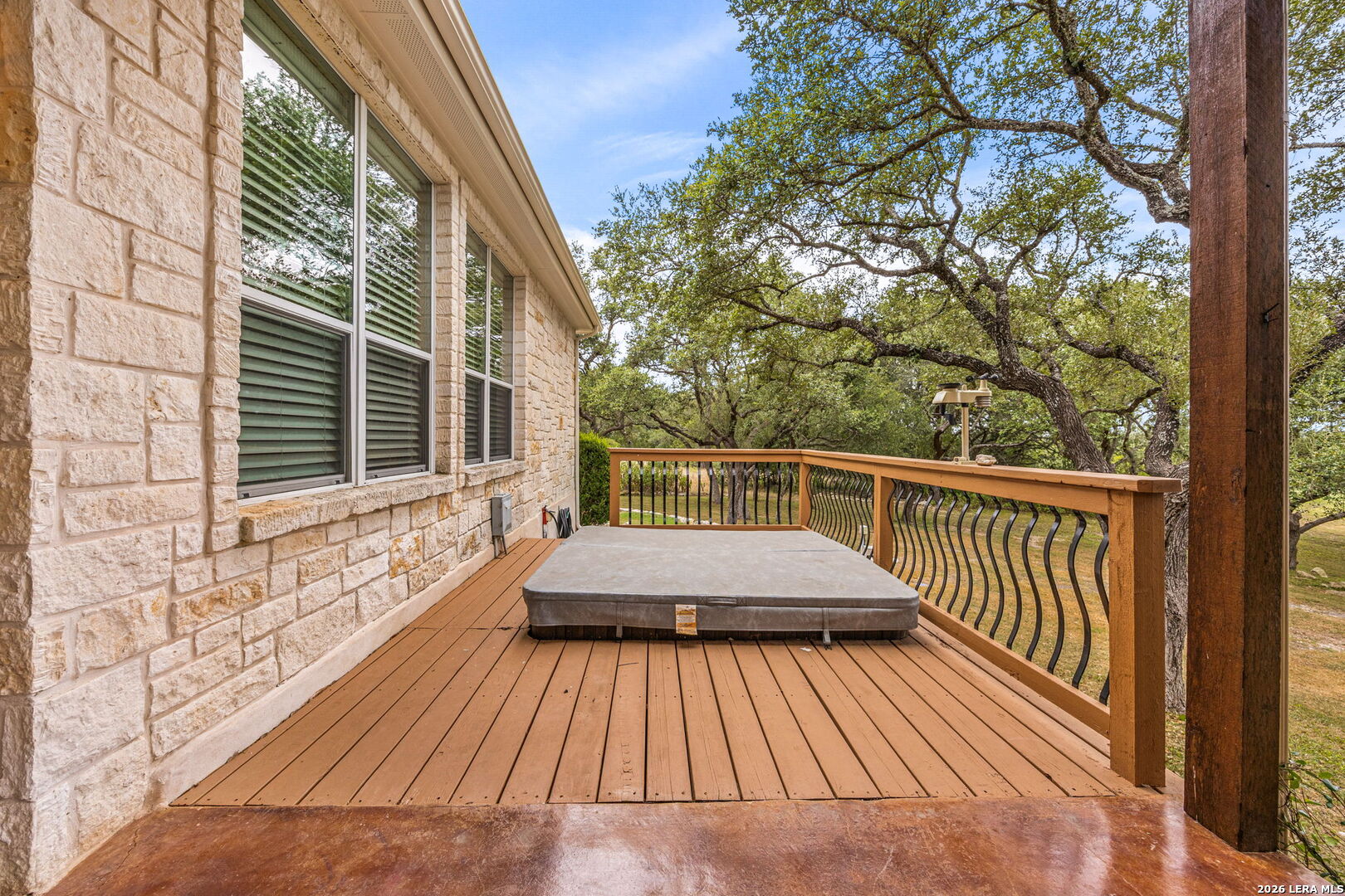 main property photo 36