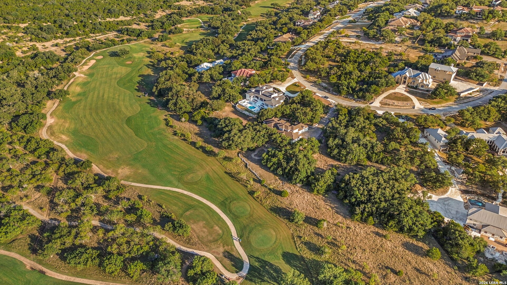 main property photo 50