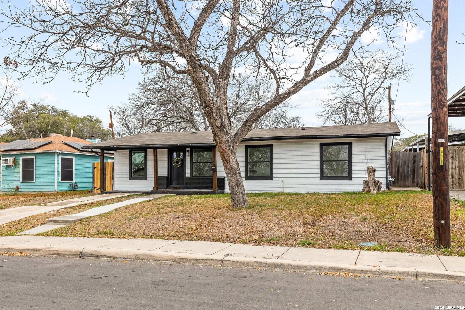 main property photo 12