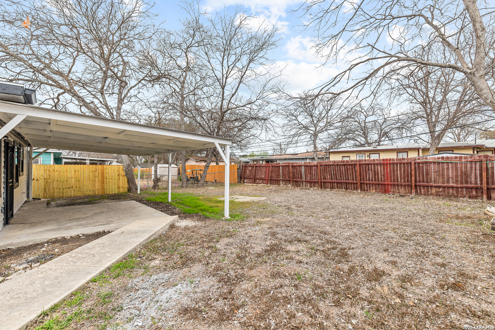 main property photo 41