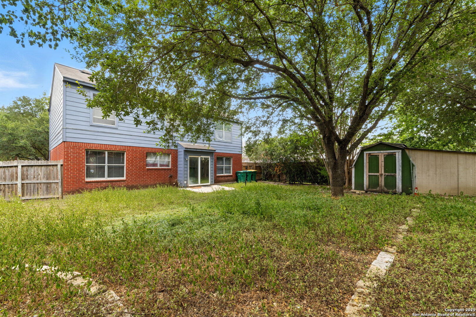 main property photo 19