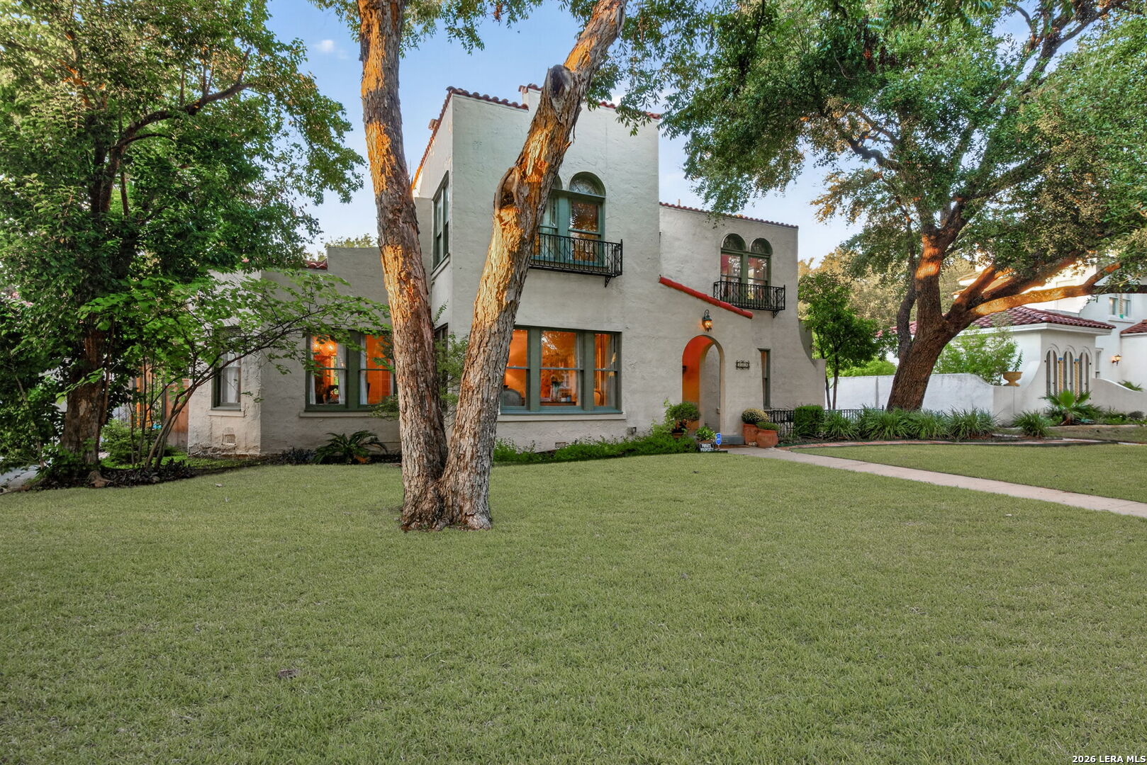 main property photo 2