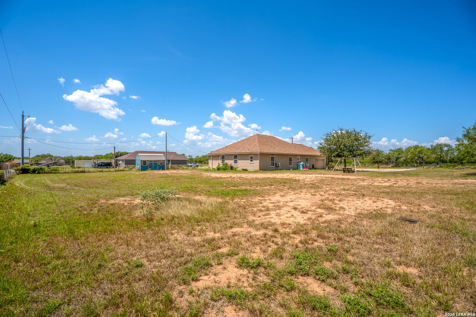 main property photo 36