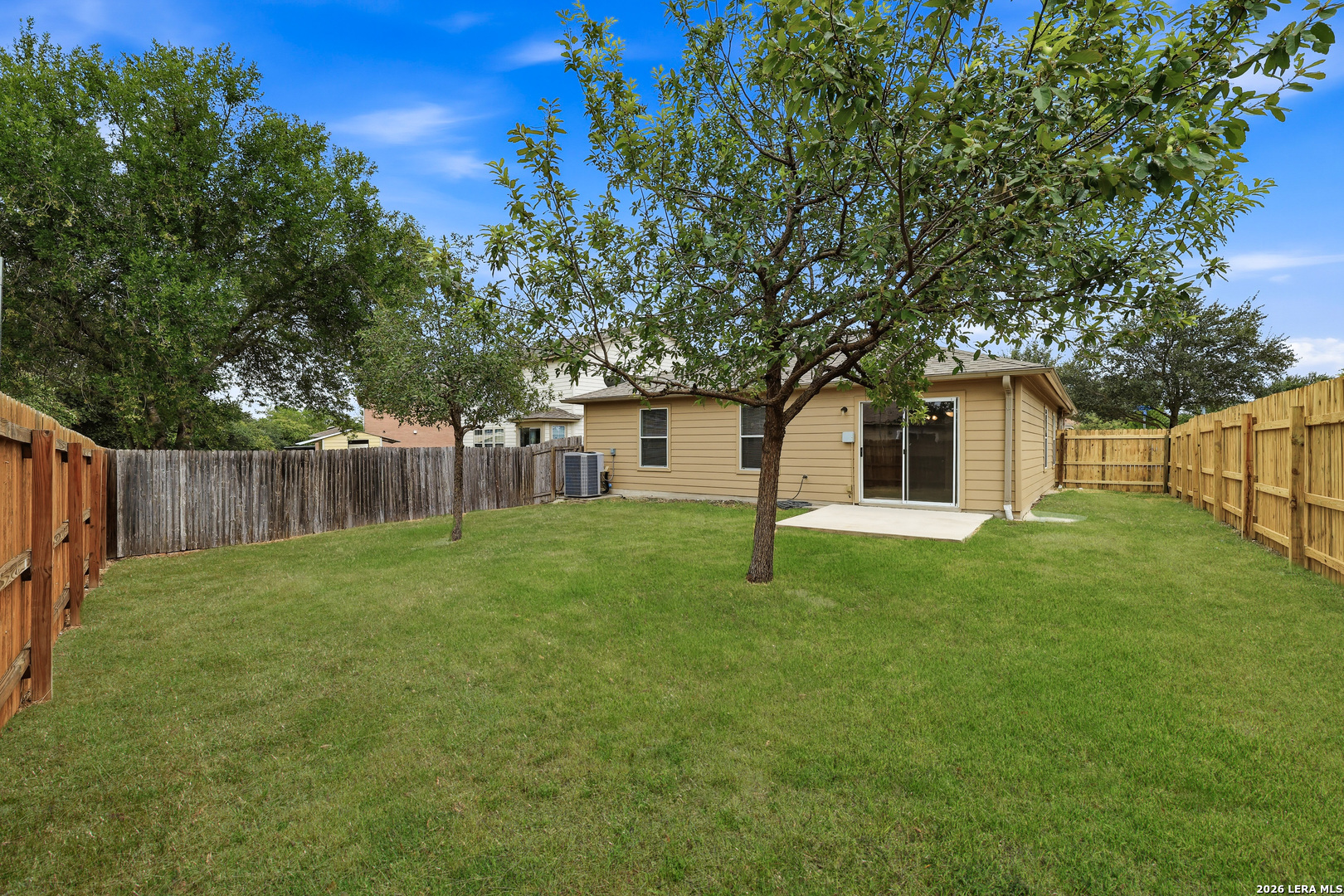 main property photo 24