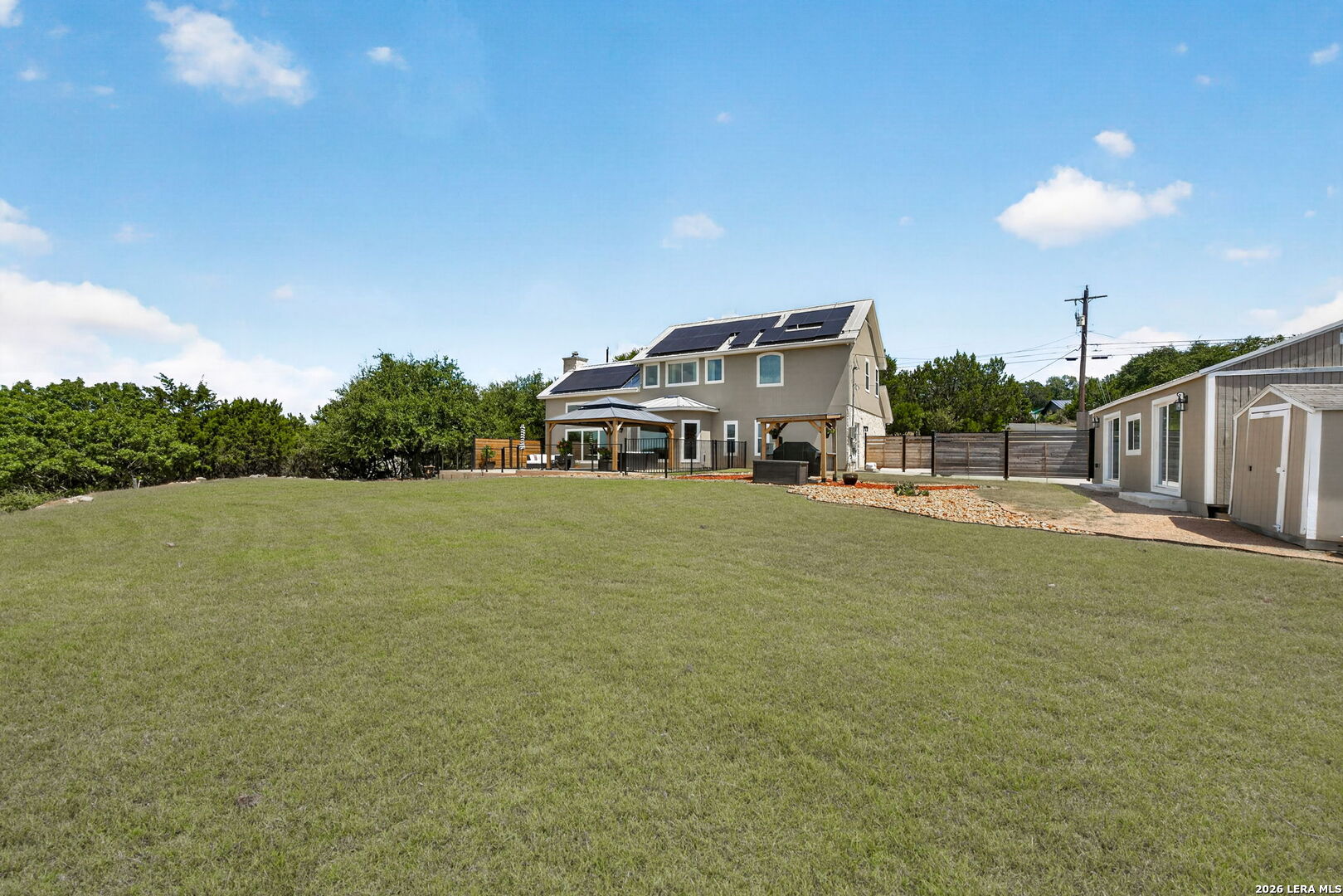 main property photo 27