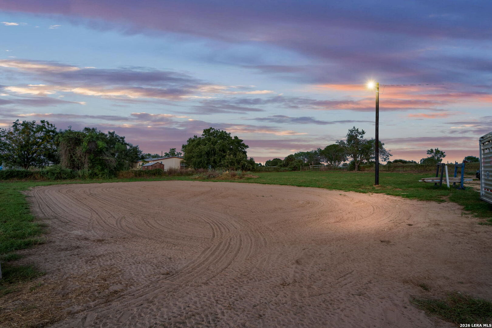 main property photo 36