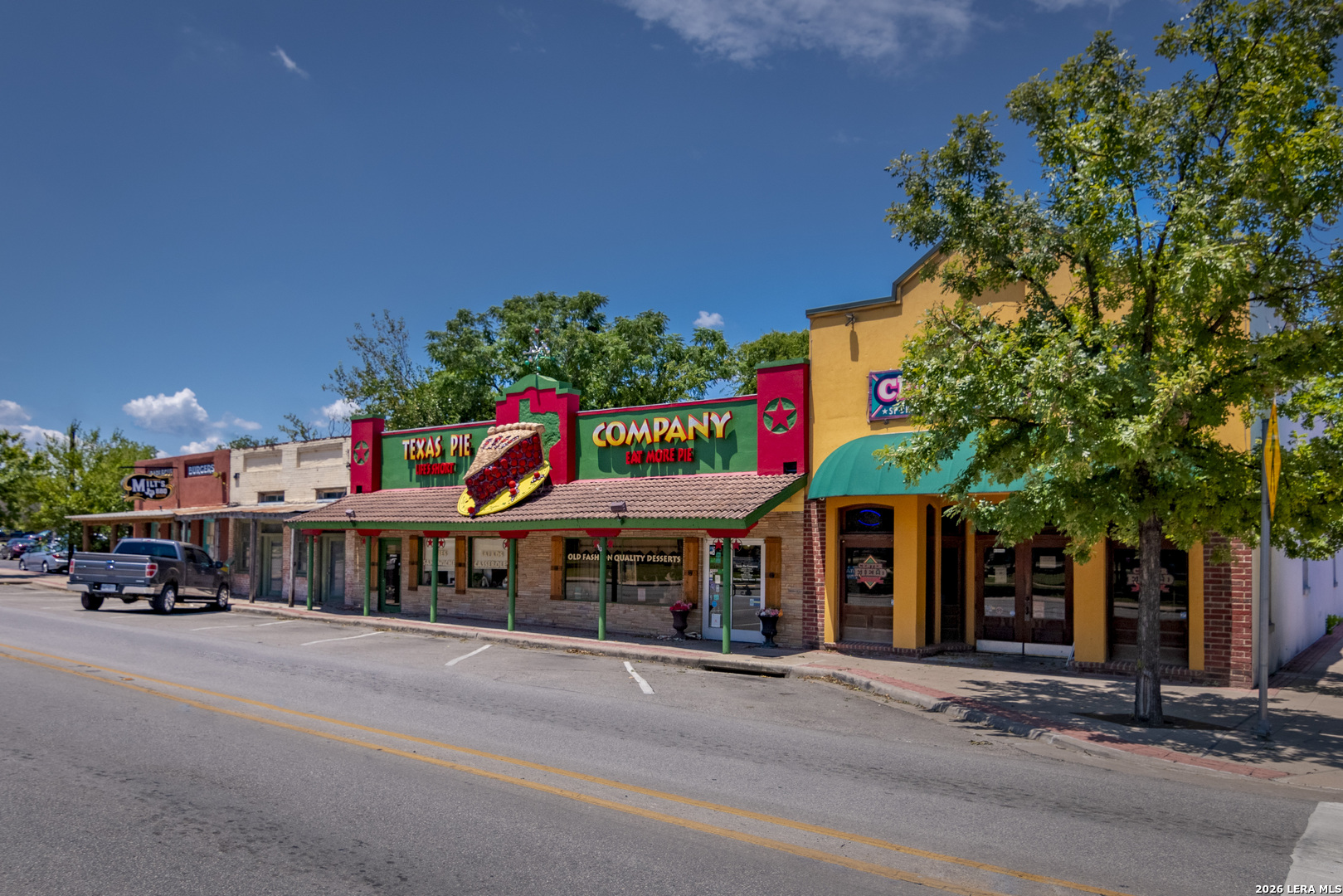 main property photo 18