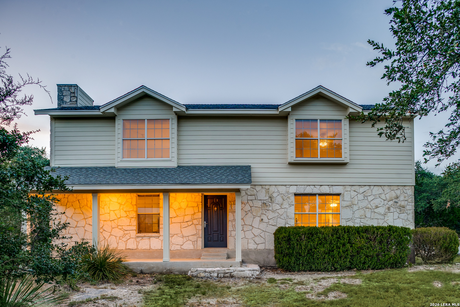 main property photo 4